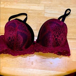 Bra- red lace